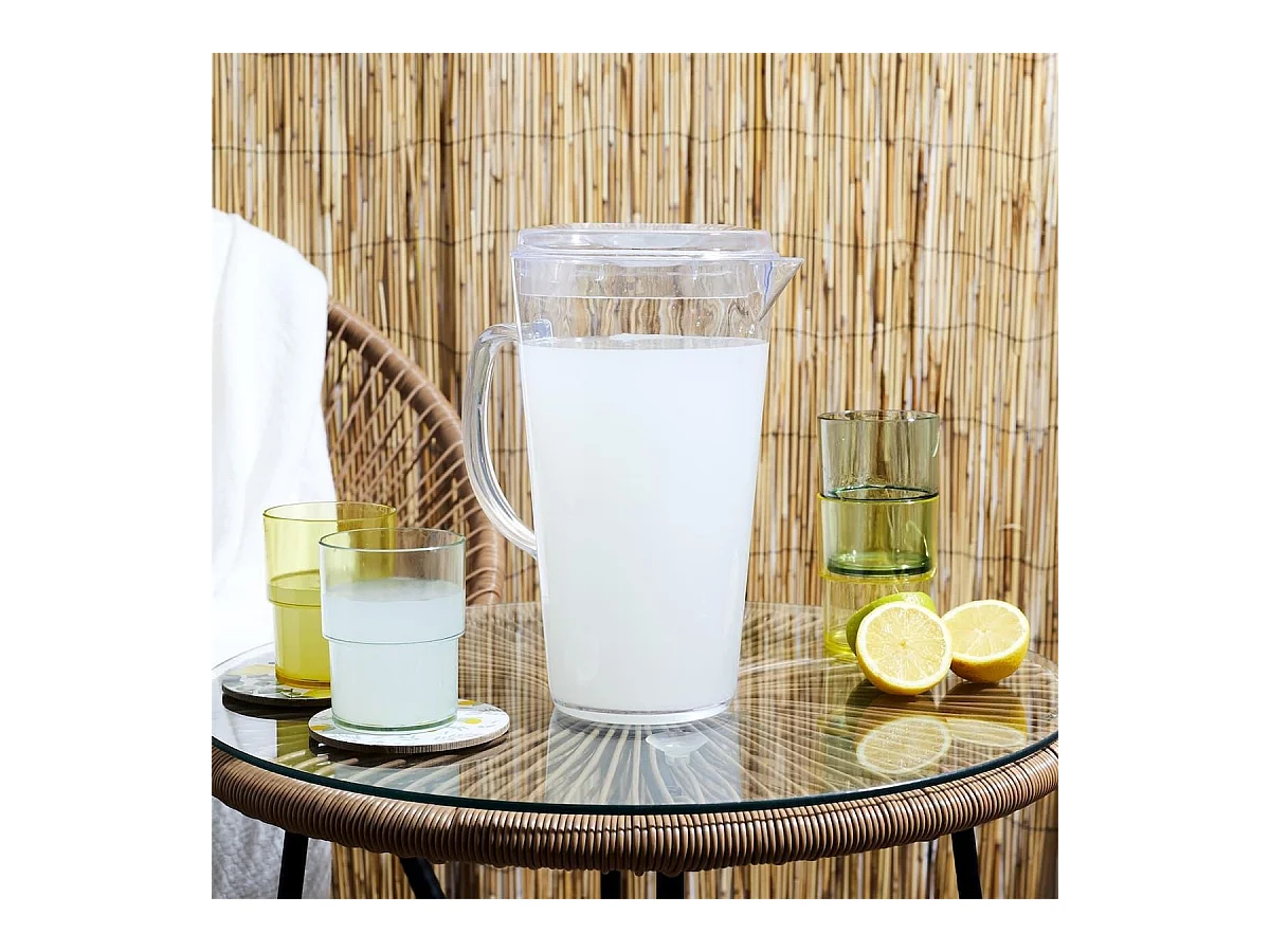 Ensemble de 1 pichet et 4 verres assortis en plastique coloré (vert, jaune, transparent)