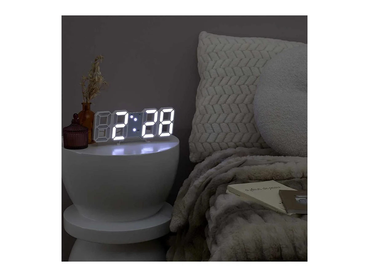 Réveil numérique chiffres LED 3D