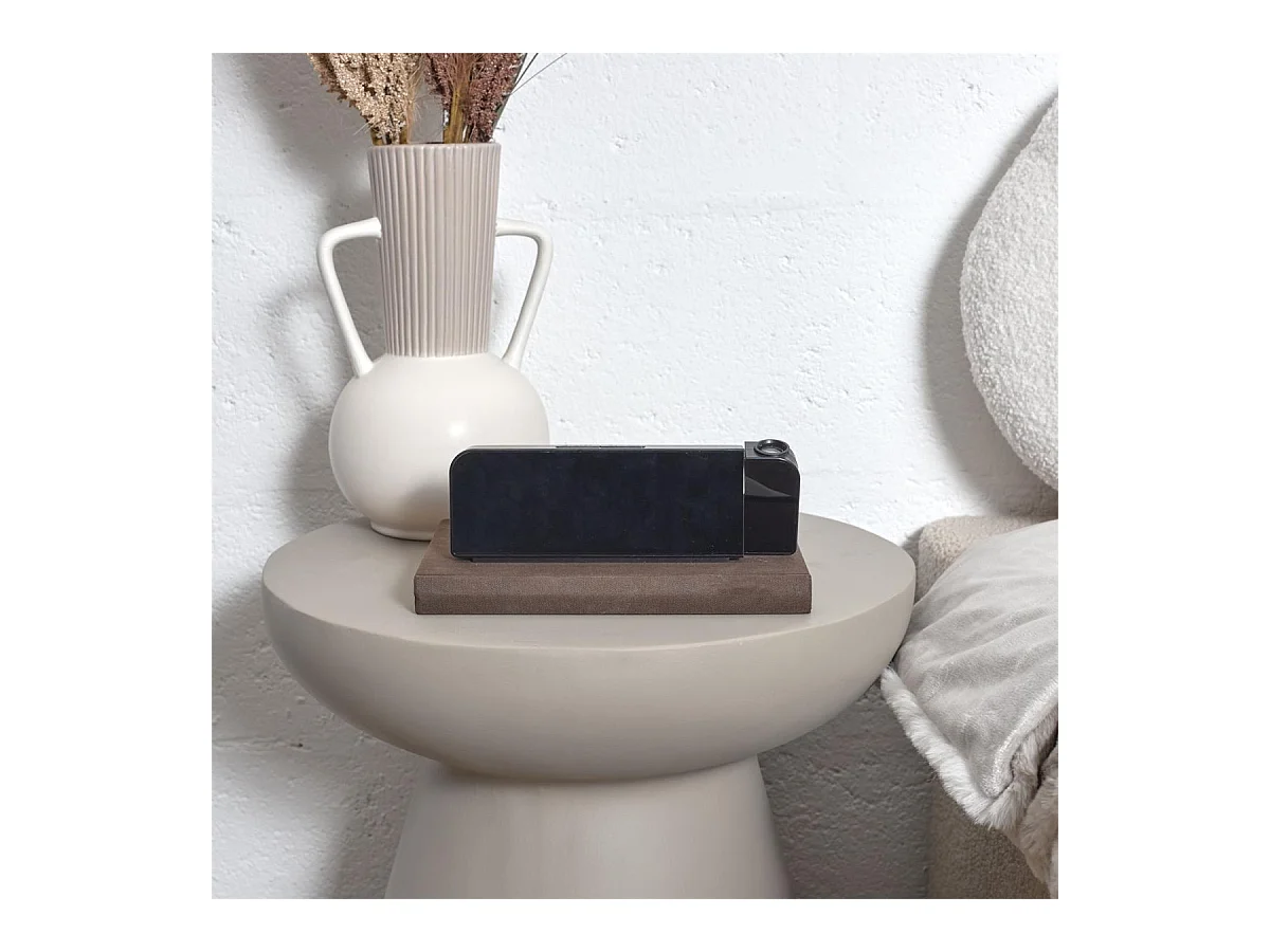 Réveil numérique avec projection de l'heure