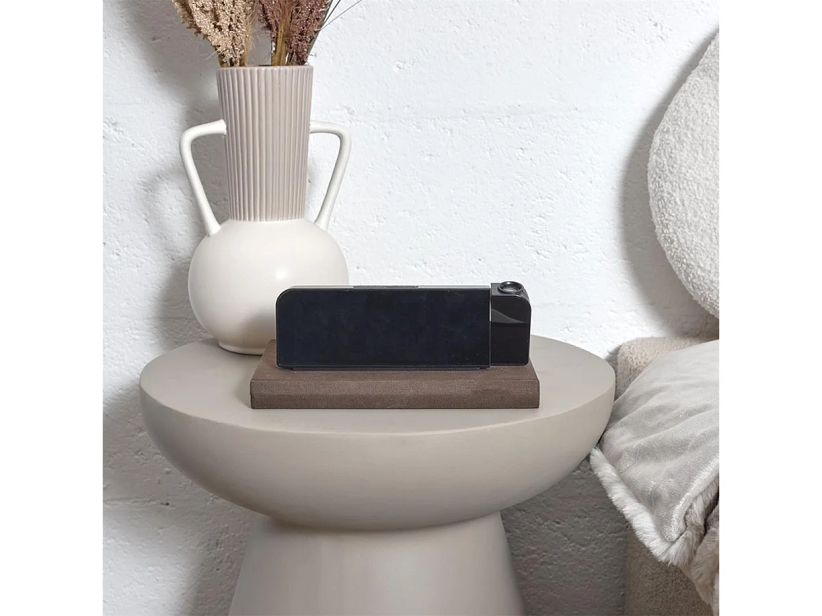 Réveil numérique avec projection de l'heure