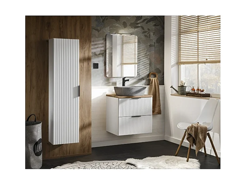 Ensemble de salle de bain NOXERA – Blanc mat et chêne wotan avec vasque imitation marbre, miroir LED et colonne suspendue