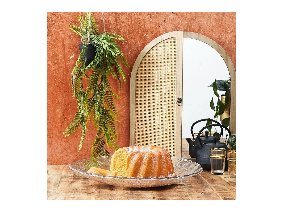 Set de 2 plats ronds en plastique transparent texturé martelé (Ø42,5 cm)