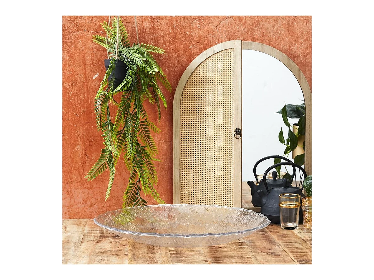 Set de 2 plats ronds en plastique transparent texturé martelé (Ø42,5 cm)