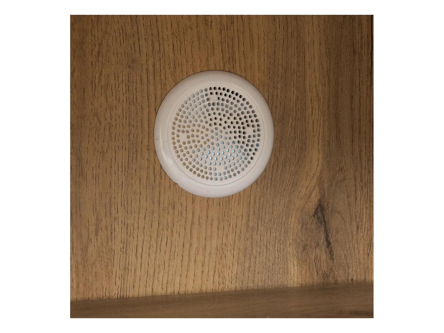 Buffet 80.5x35x109.5 cm avec cinq étagères réglables en panneaux de particules Couleur naturelle pour salon et cuisine