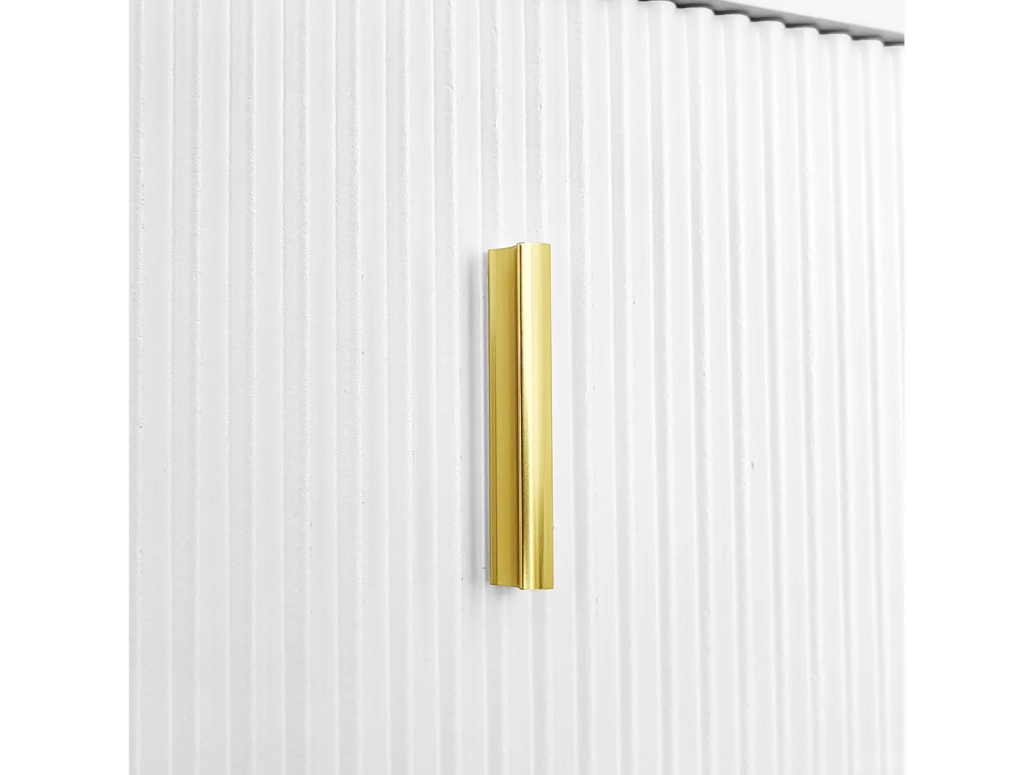 Buffetkast 83x35x101 cm, verstelbare planken, soft close scharnieren, push-to-open opening, gestructureerd paneel, witte spaanplaat