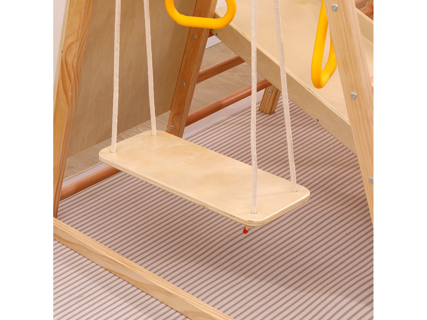 Toboggan enfant 7 en 1 134x120x120 cm avec structure d'escalade et balançoire matériau en bois Couleur naturelle pour salon