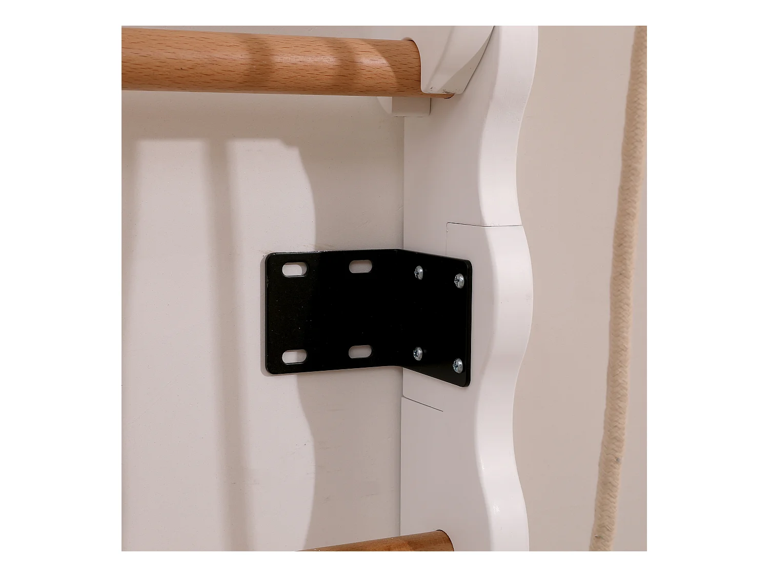 6-in-1 kinderglijbaan, 60x60x199 cm, met klimstructuur en schommel, gemaakt van hout, natuurlijke kleur, voor de woonkamer