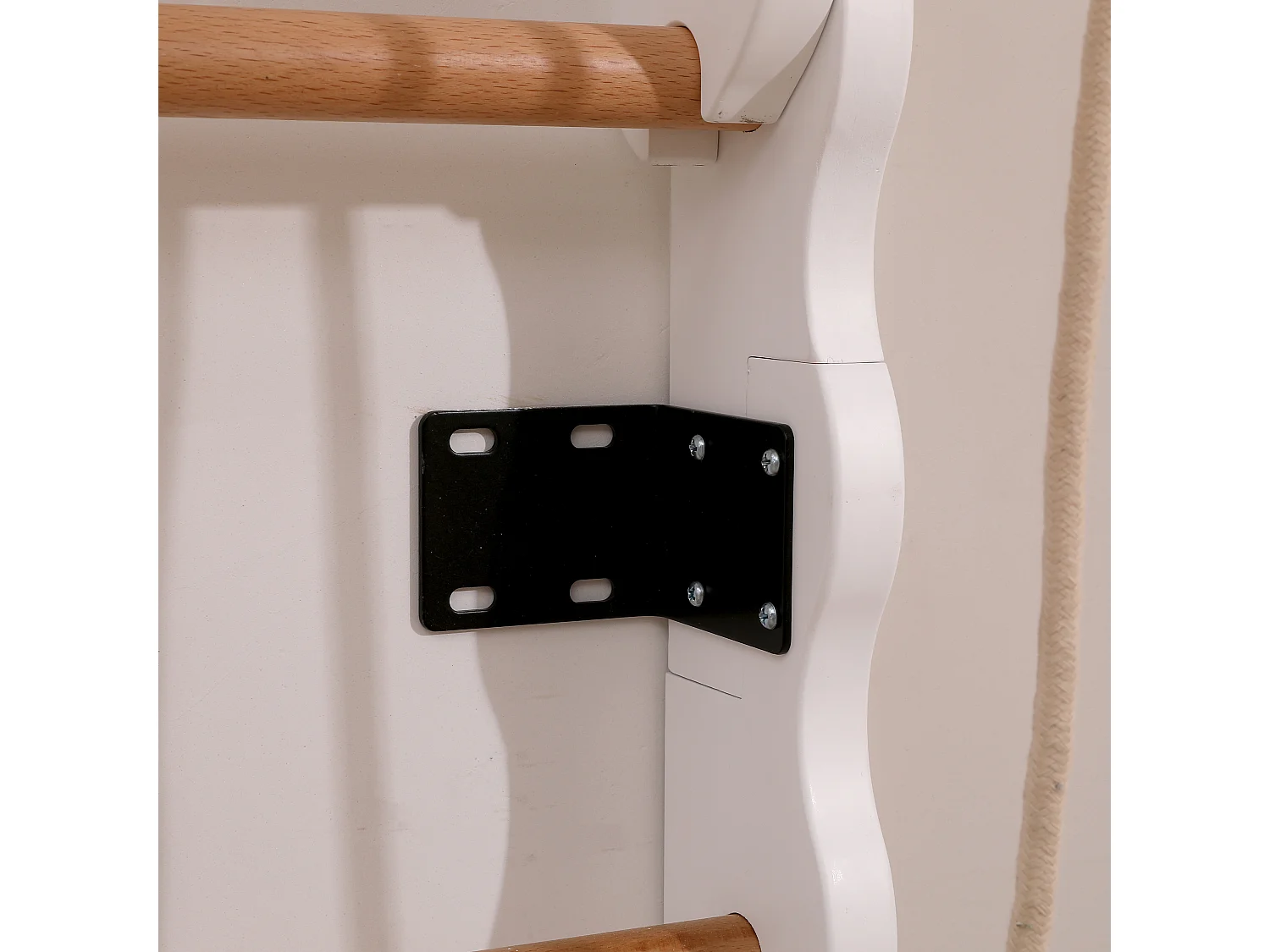 Aire de jeux d’intérieur 60x60x199 cm, 6 en 1 avec toboggan et balançoire, anneaux et échelle, bois, naturel