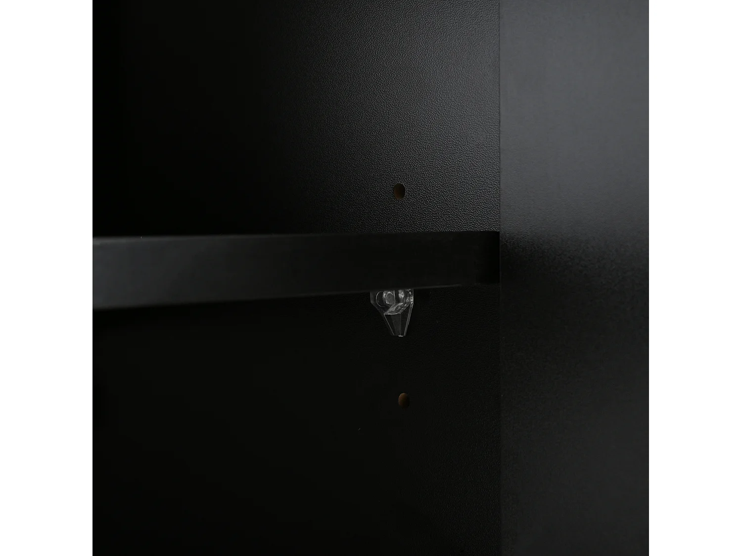 Meuble TV 175x38x56 cm avec des séparateurs réglables et des armoires de rangement Matériau MDF et panneaux de particules noir