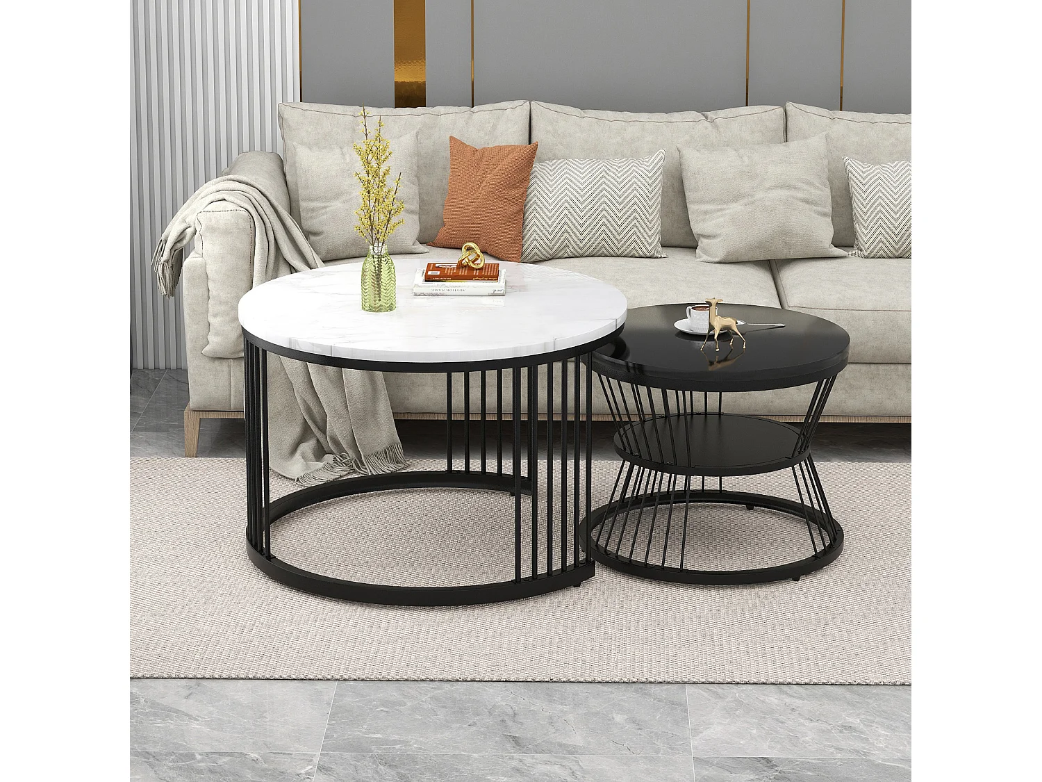 Set van 2 in elkaar passende salontafels met glanzende marmeren afwerking en elegant zwart frame voor de woonkamer