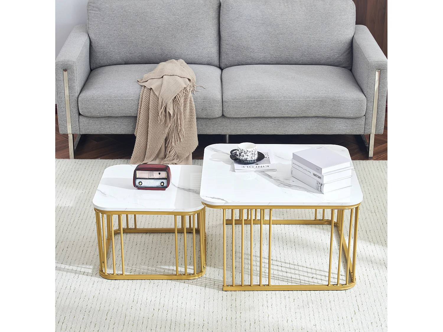 Lot de 2 tables basses carrées 70x70x45cm 50x50x36.5cm empilables marbre poli dorées Blanc pour salon