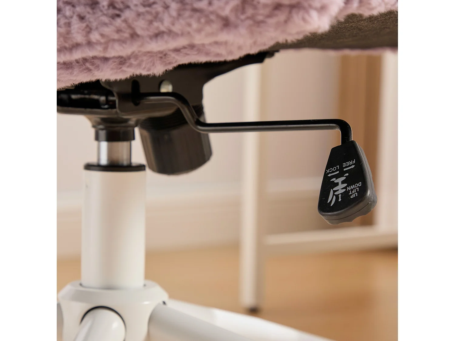 Chaise de bureau, hauteur réglable, assise 360°, fonction d’inclinaison, ergonomique, fausse fourrure, violet