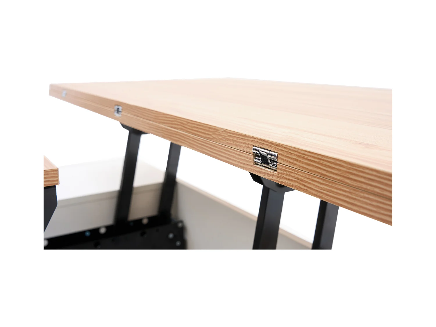 Salontafel met dubbel hefmechanisme en geïntegreerde opbergruimte voor een moderne woonkamer in het wit