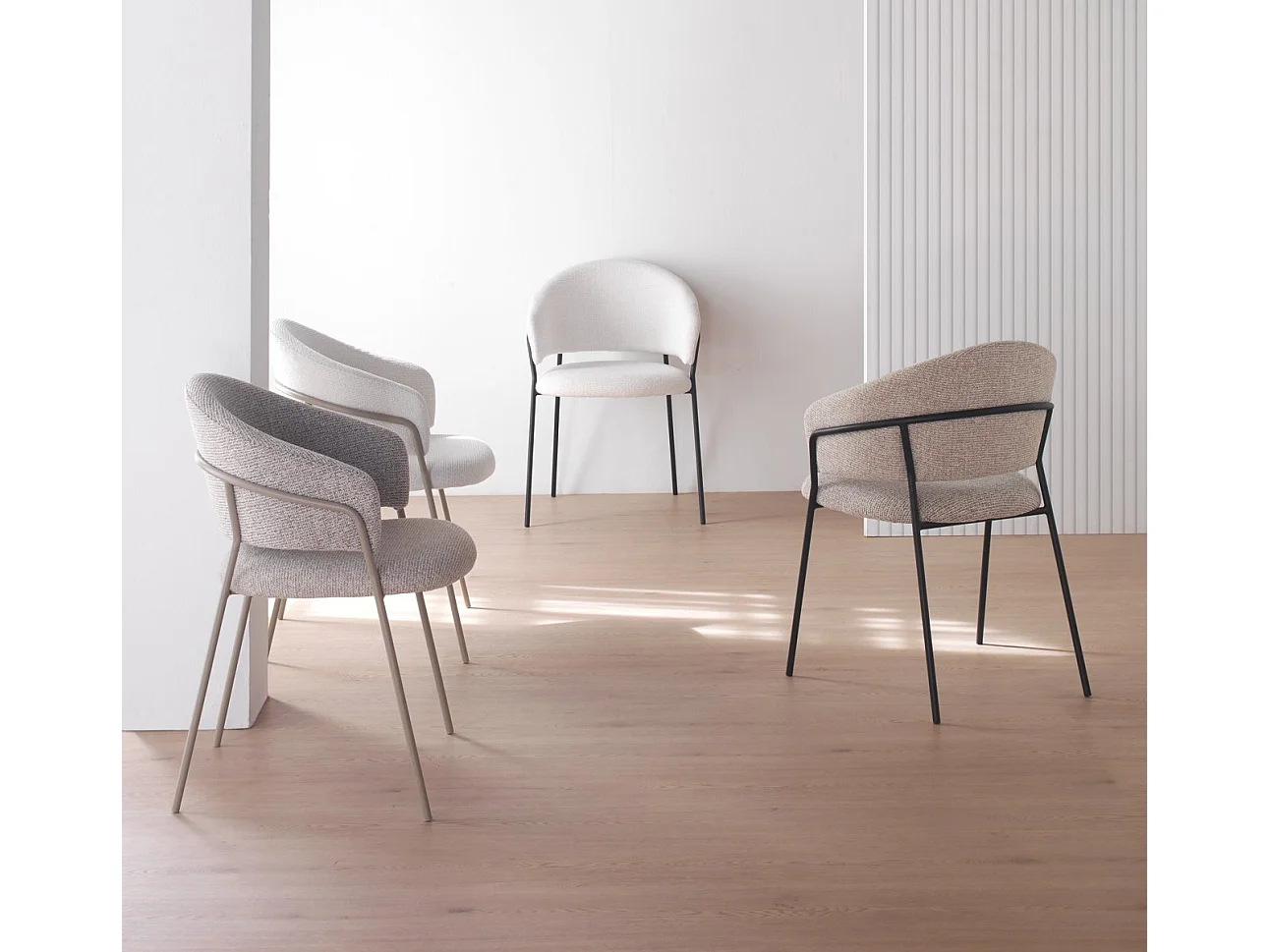 4er-Set Sessel mit braunem Chenille-Bezug