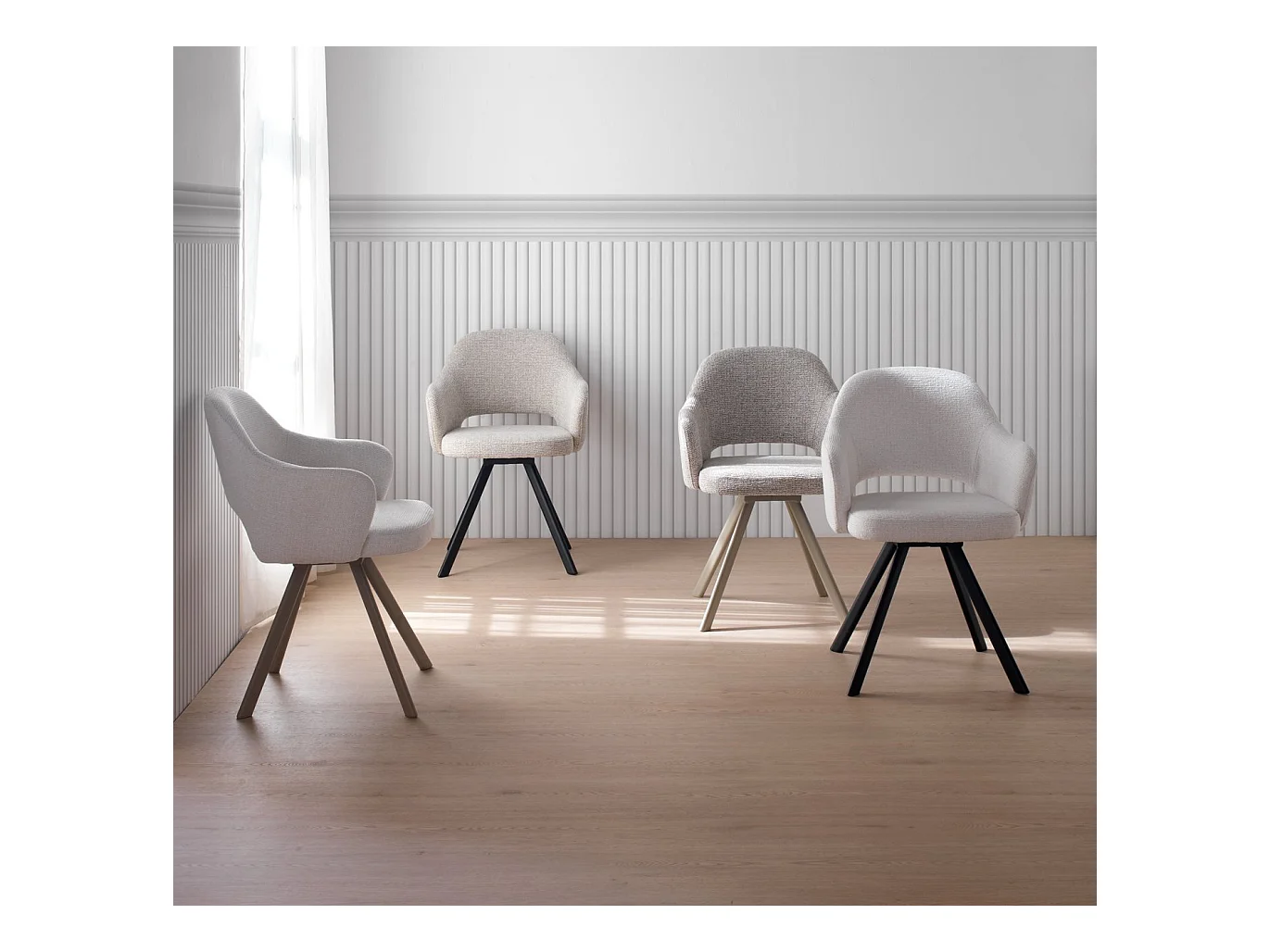 Set di 4 poltrone rivestite in ciniglia color beige