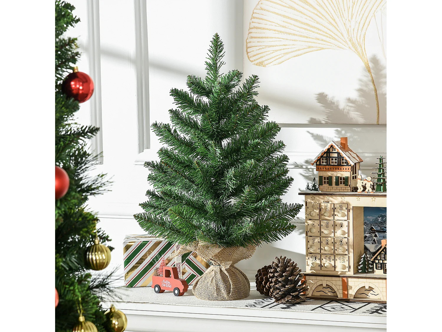 Albero di natale con rami folti e aghi realistici in pvc verde