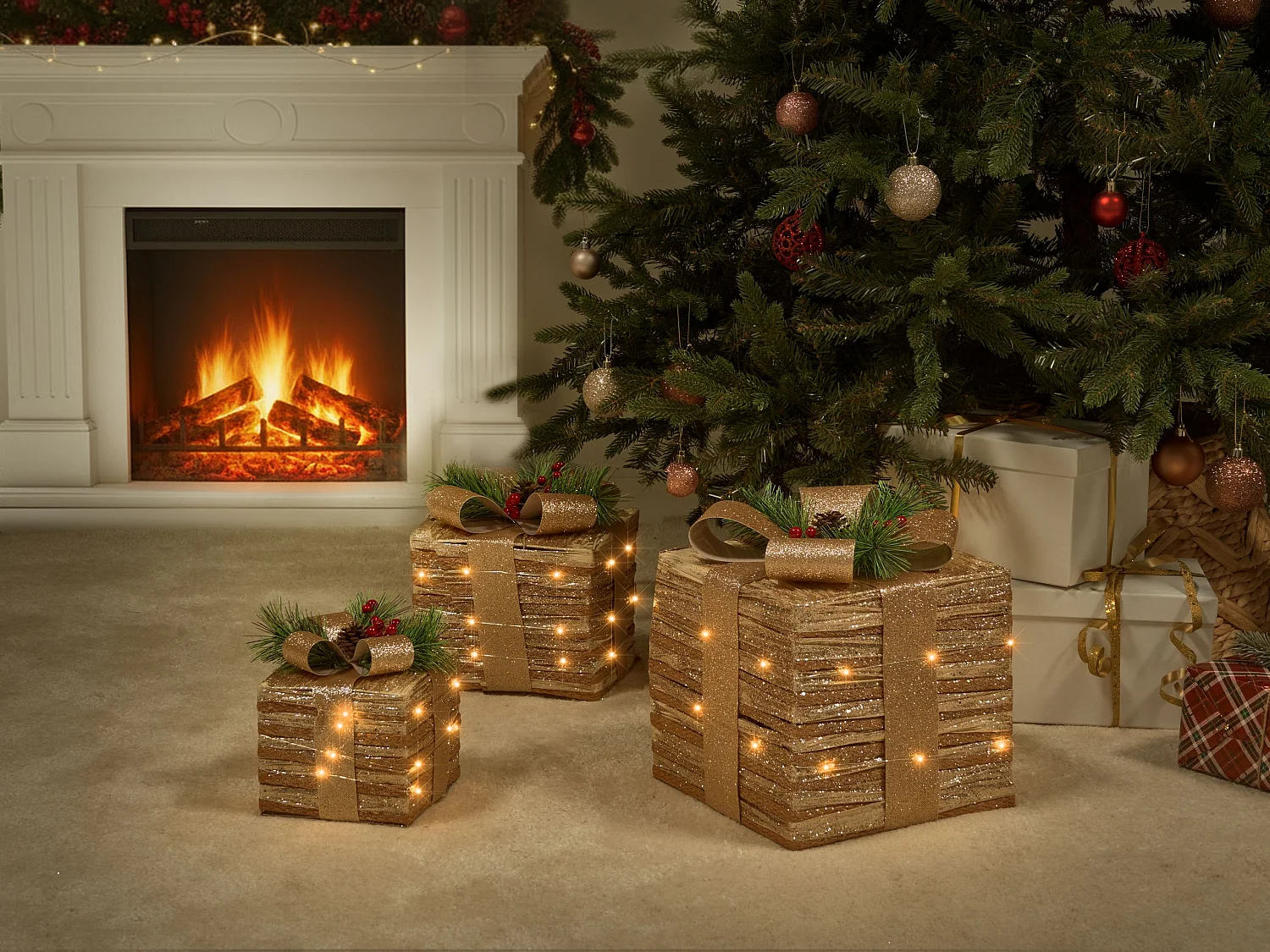 Lot de 3 décorations de Noël LED TOFTE Cadeaux de Noël 20/25/30 cm Doré