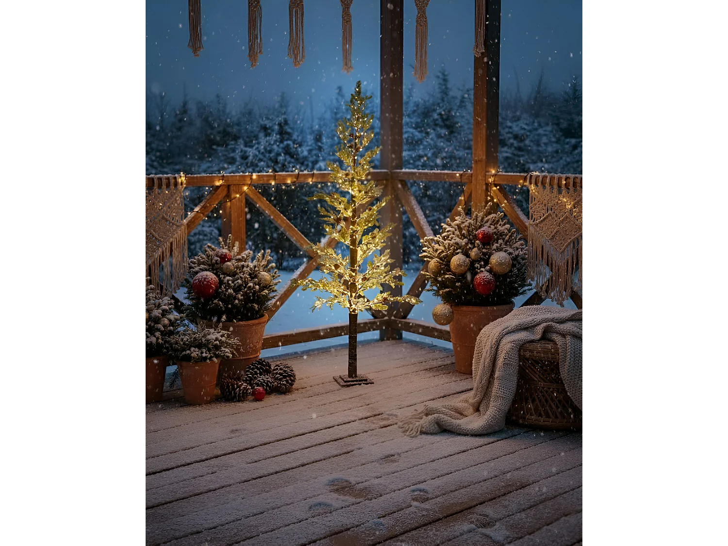 Décoration extérieure LED GRENIVIK Arbre de Noël 245 cm Blanc