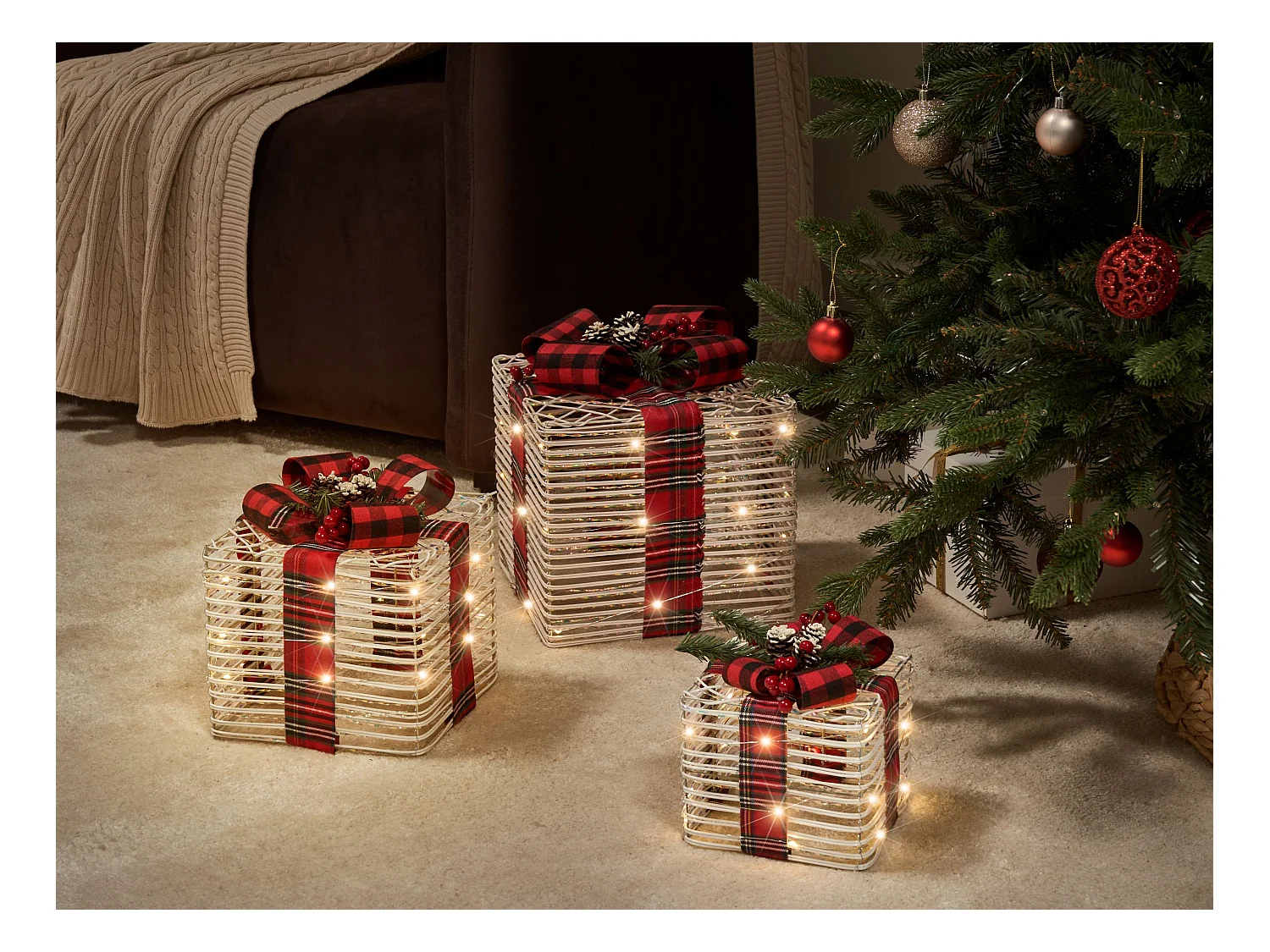 Lot de 3 décorations de Noël LED MANGEN Cadeaux de Noël 20/25/35 cm Blanc cassé