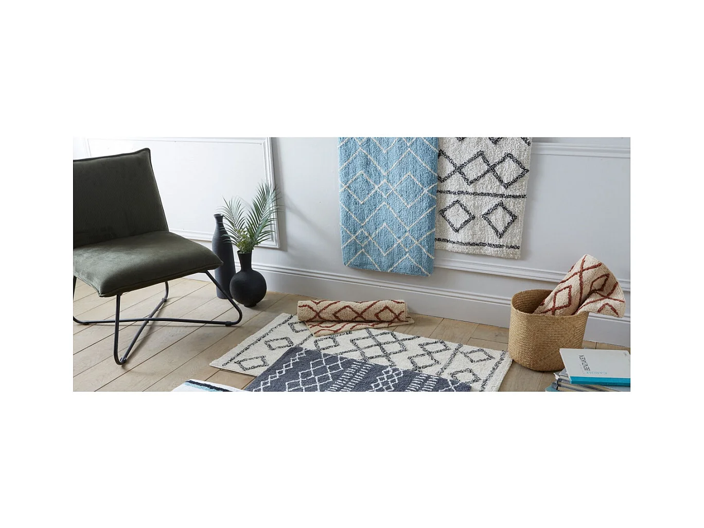 Tapis déco en coton tufté fil doré 50x80cm