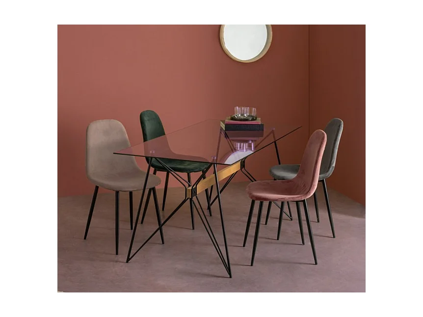 Lot de 4 chaises velours confortable et pieds métal noir Karela – Design Chic-Rose poudré