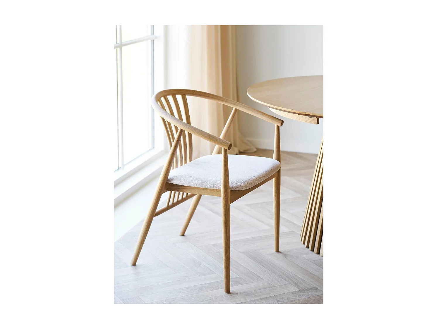 AGUSTIN fauteuil van hout en stof-Kleur Beige