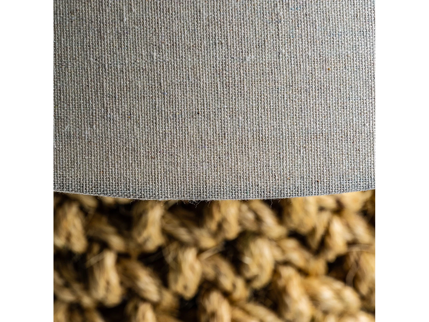 Lampe de table tissu beige et pied corde tressée Badig