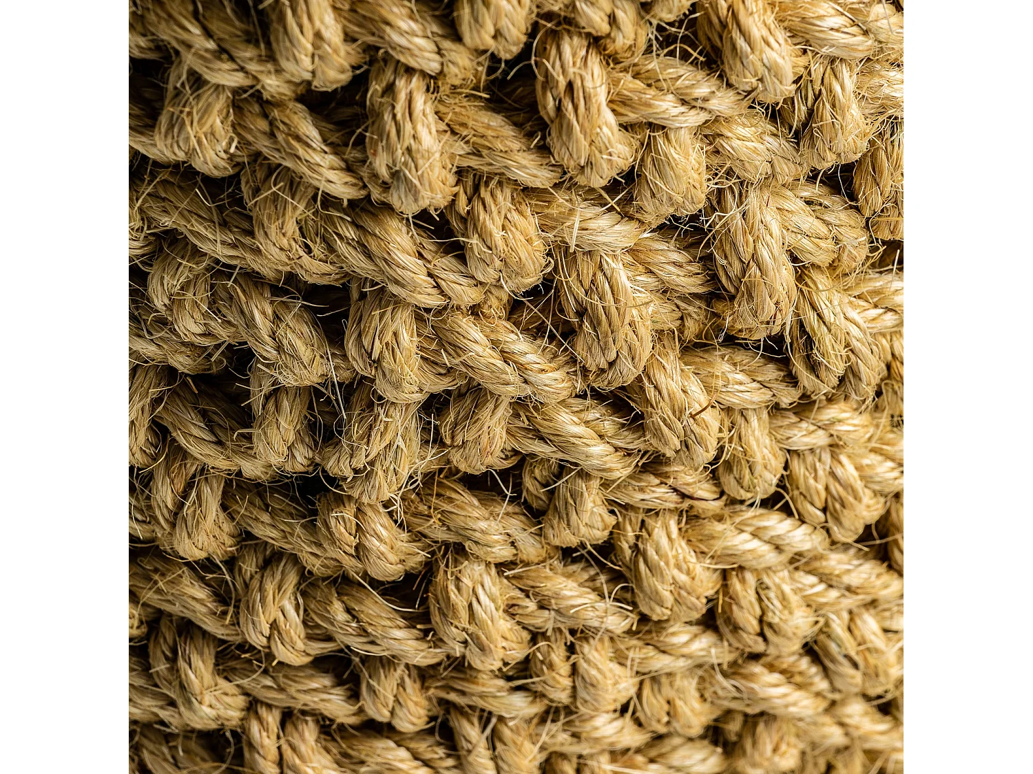 Lampe de table tissu beige et pied corde tressée Badig