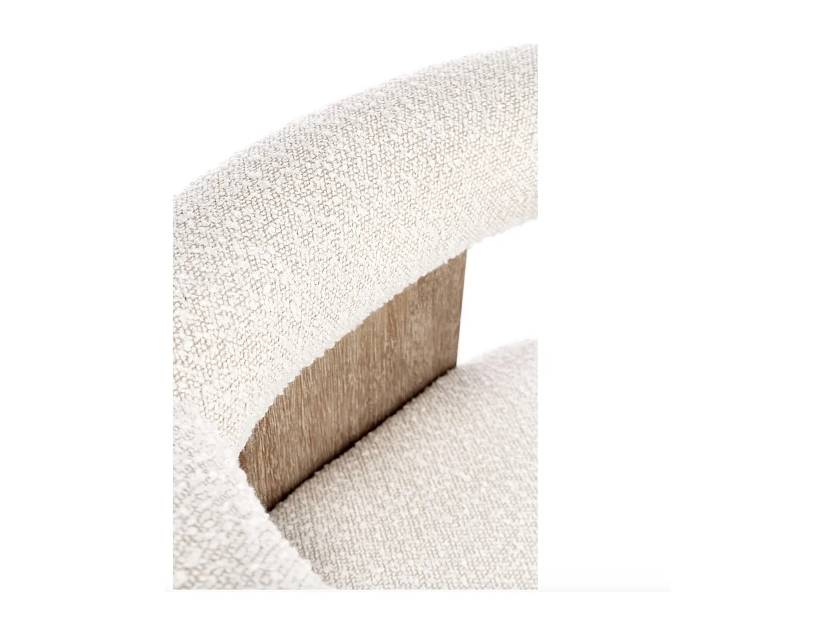 Chaise avec accoudoir en tissu bouclette et structure en bois – Modèle Agathy-Naturel/Beige clair