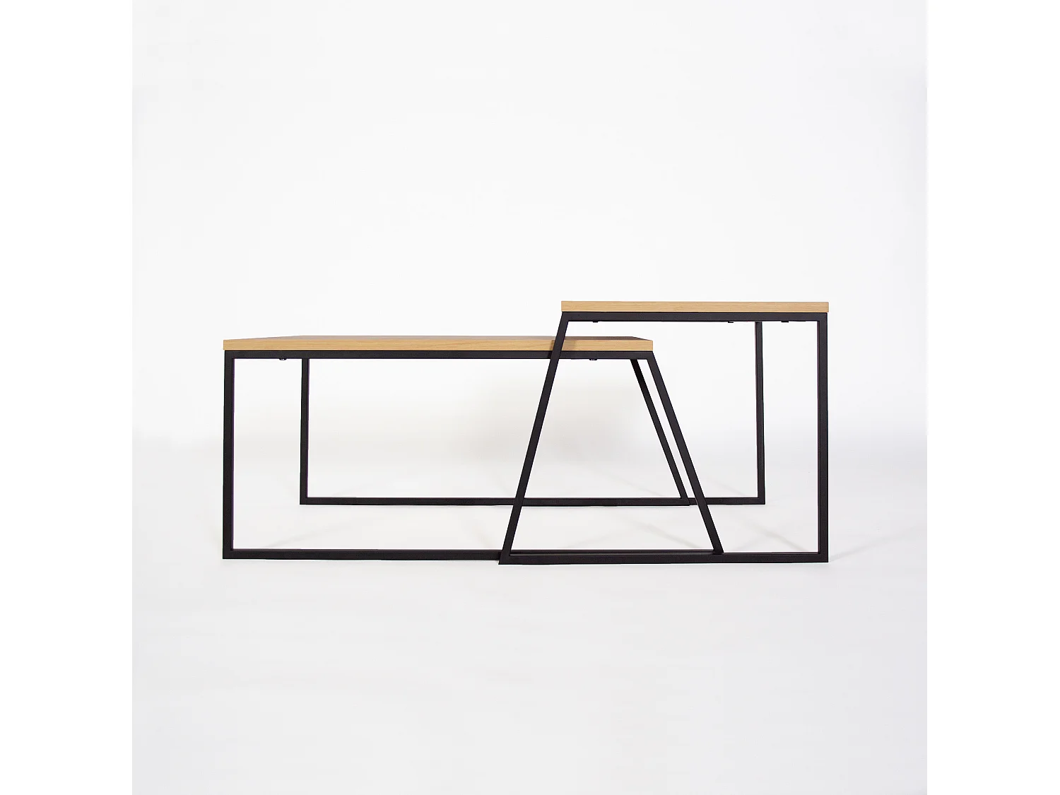 Ensemble 2 tables basses gigognes naturel et noir Valdis