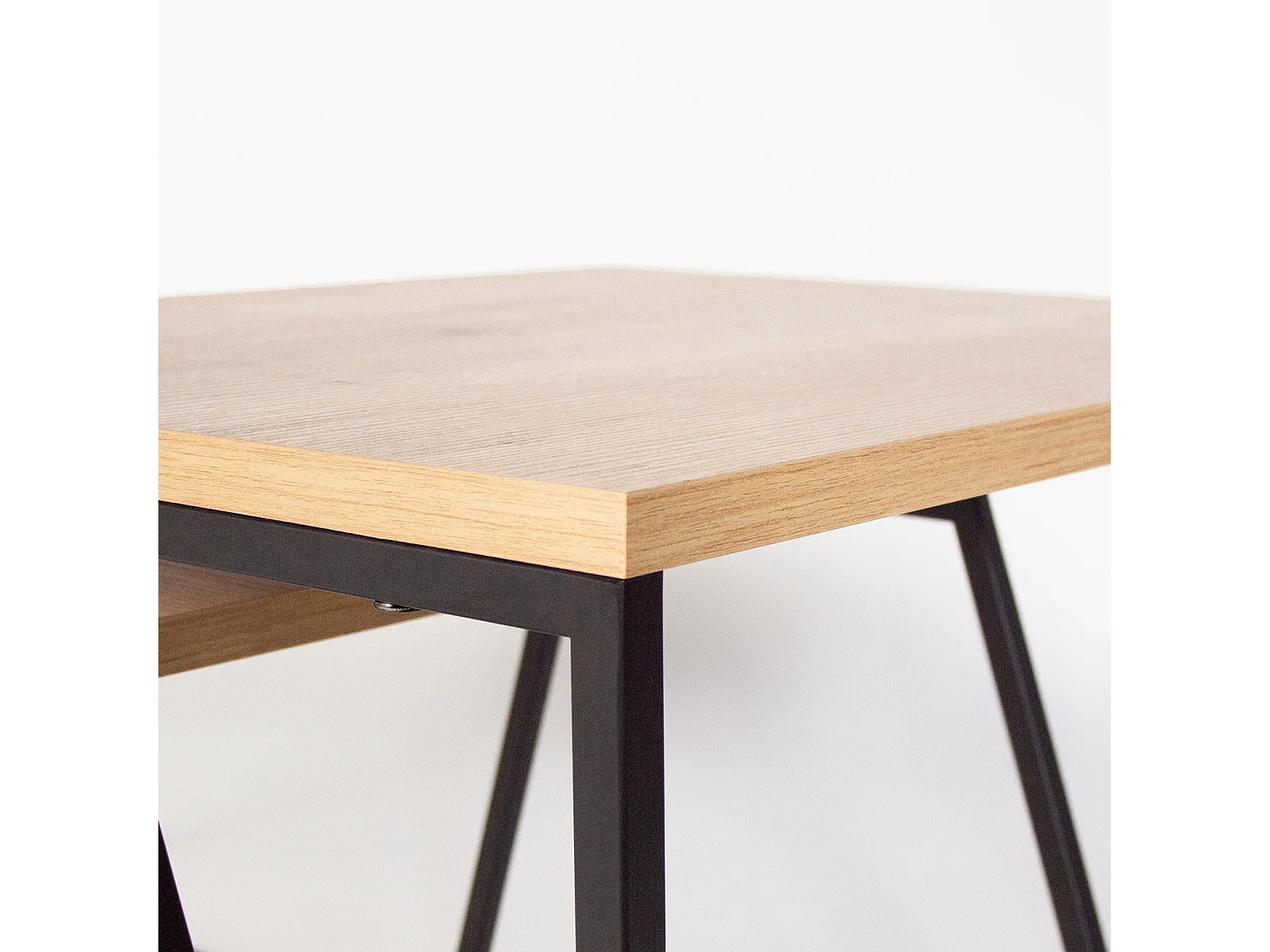 Ensemble 2 tables basses gigognes naturel et noir Valdis