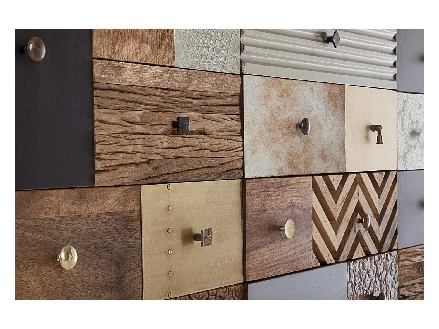 Buffet 2 portes 4 tiroirs multi matières colorées Doki 150cm