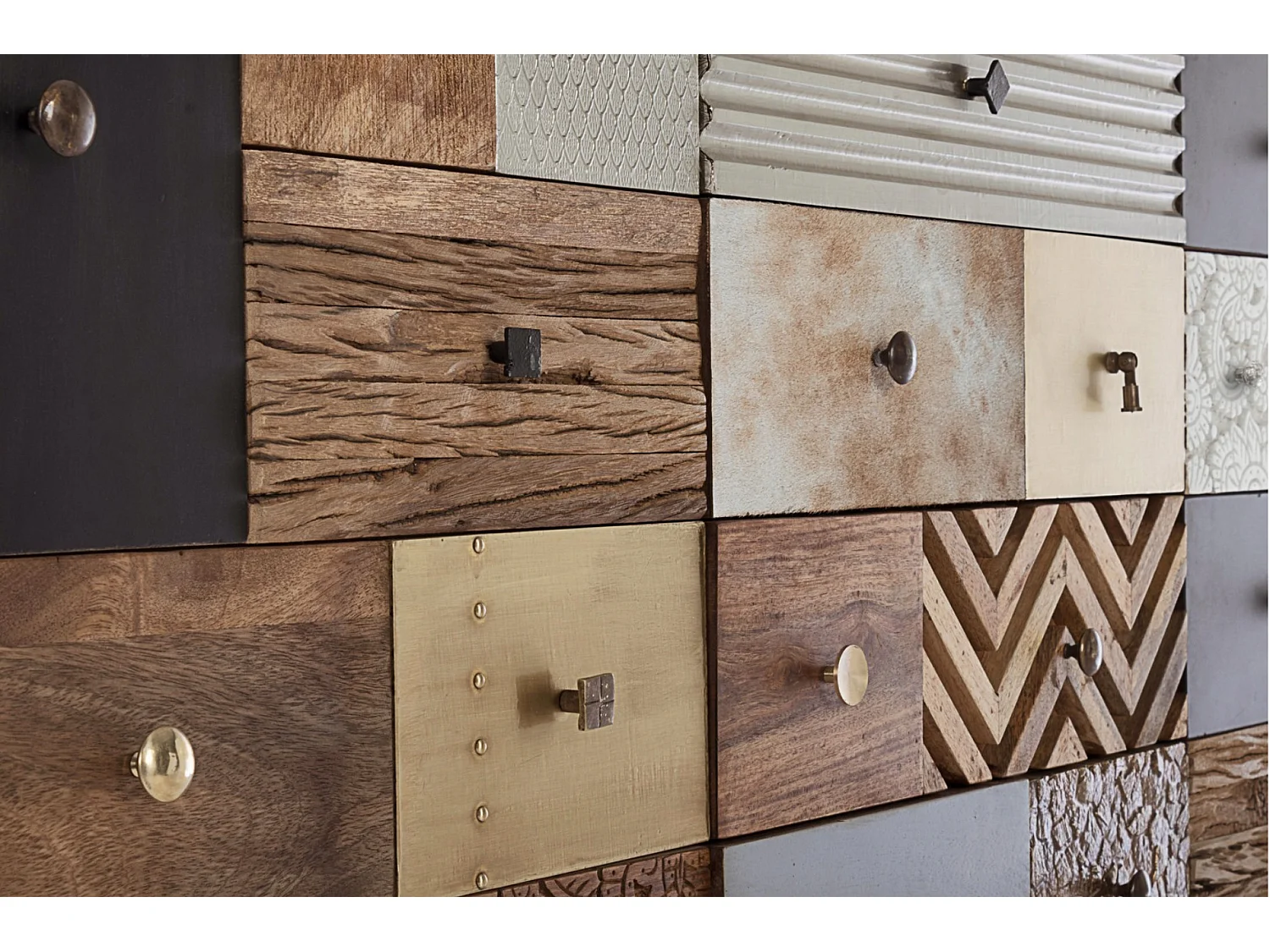 Buffet 2 portes 4 tiroirs multi matières colorées Doki 150cm