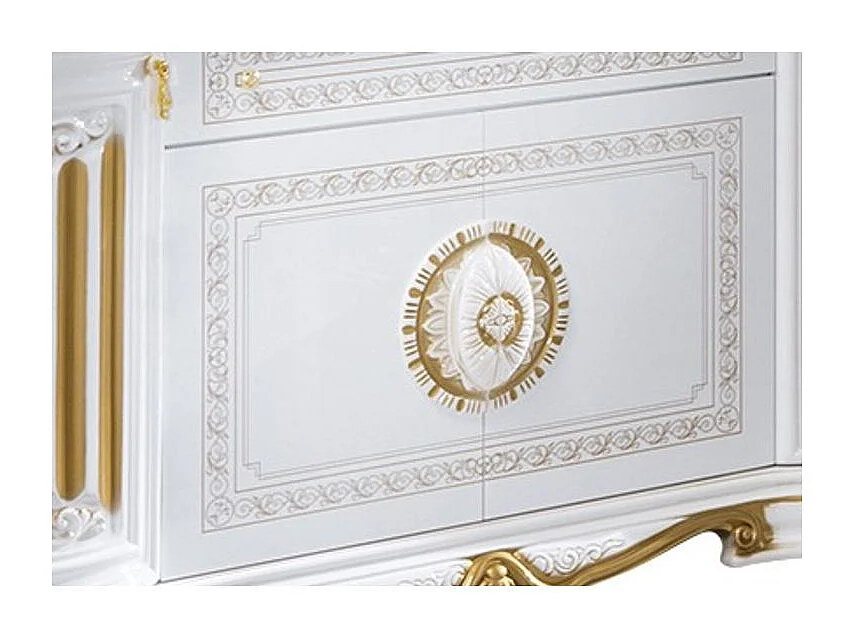 Aparador Lesly 168 cm 4 puertas, 1 cajón en madera lacada brillo y lacada oro