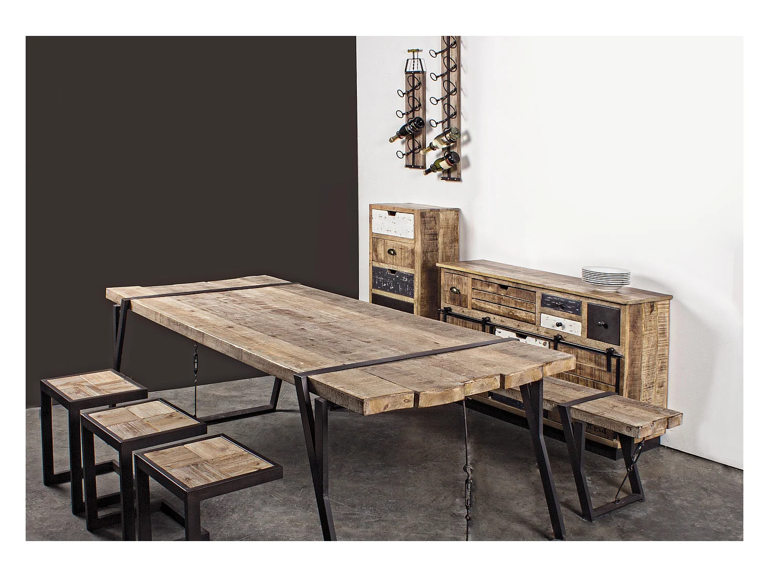 Buffet en bois de manguier 7 tiroirs 2 portes Ely L 125cm