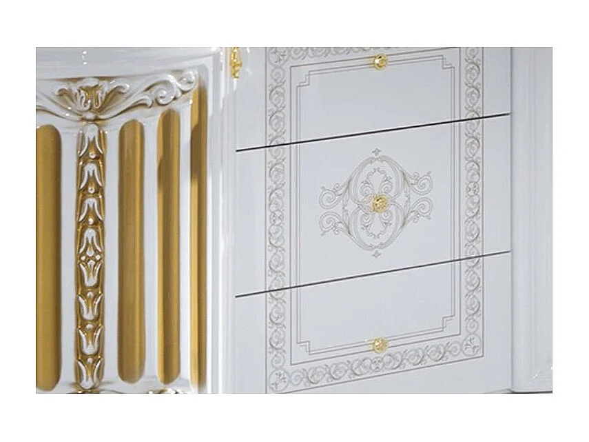 Aparador Lesly 134 cm 2 puertas 3 cajones en madera barnizada, lacado brillo, blanco y dorado