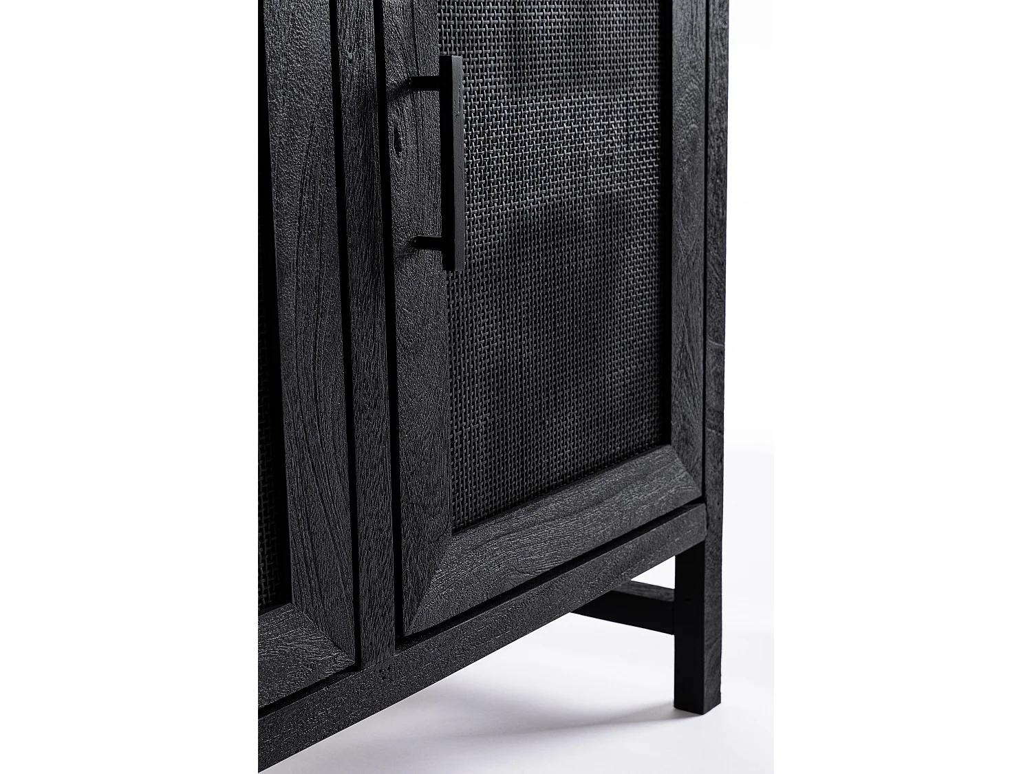 Buffet 3 portes en bois massif noir de manguier et rotin noir Waky 125cm