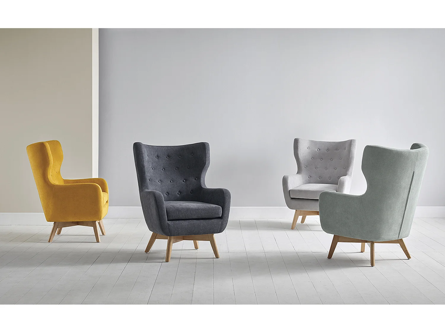 Fauteuil moderne dossier haut tissu gris clair Egga 77cm