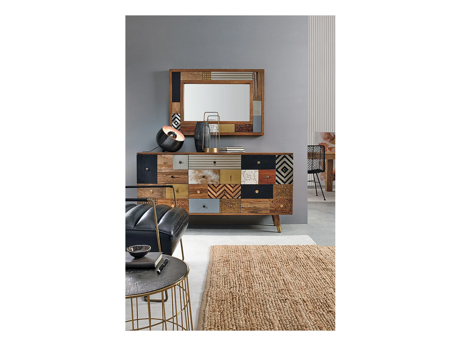 Fauteuil en simili cuir marron clair et pieds en acier Brina