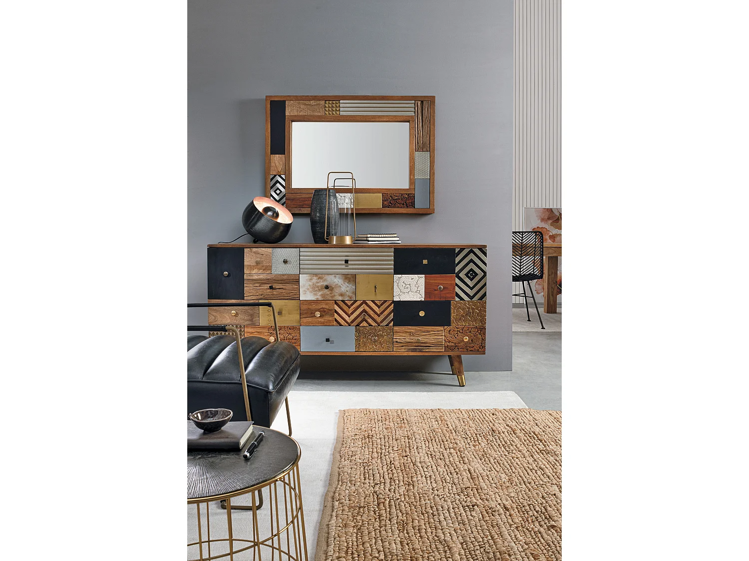 Brina fauteuil in lichtbruin kunstleer en stalen poten