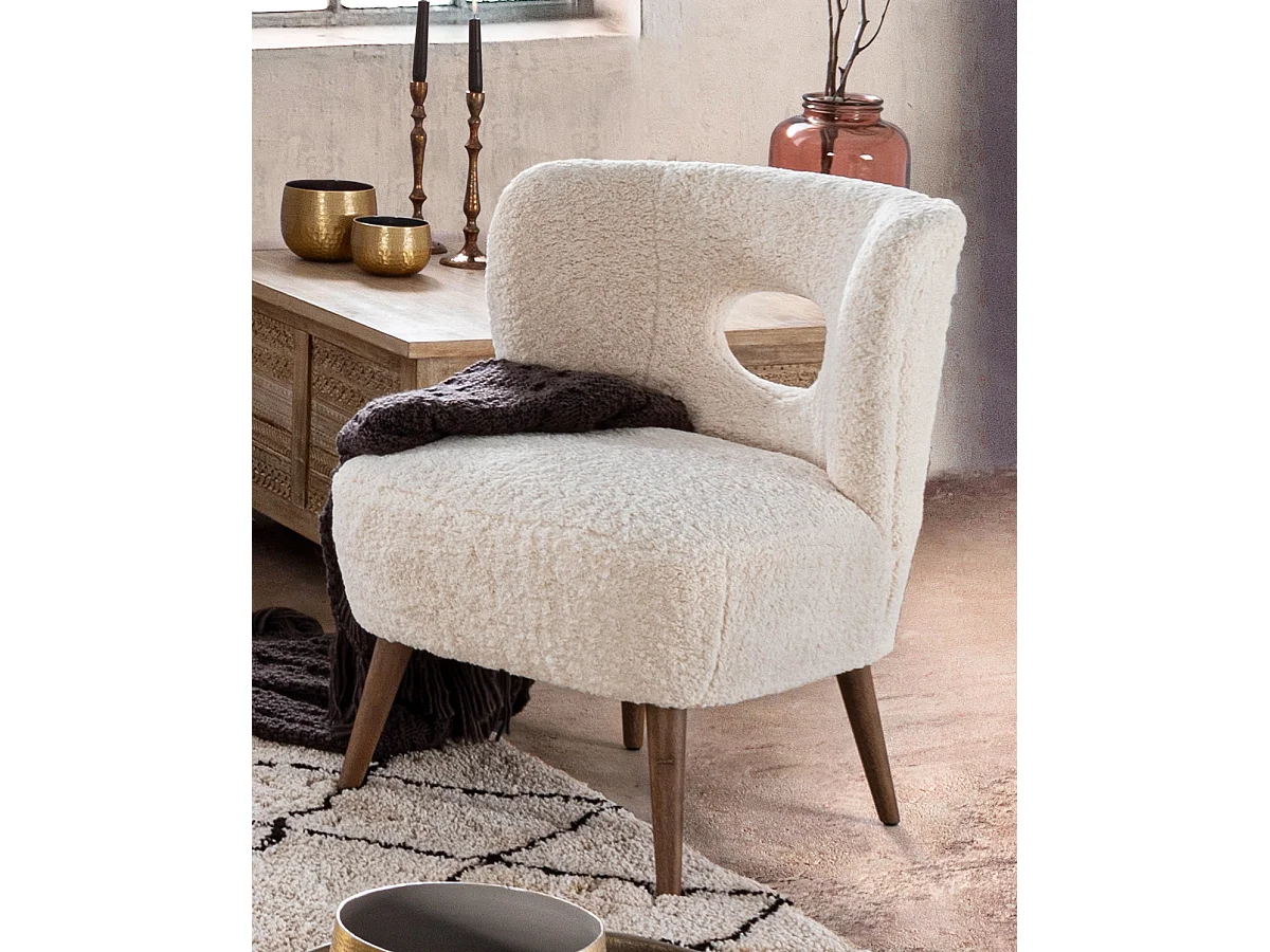 Fauteuil en polyester effet laine blanc Tina
