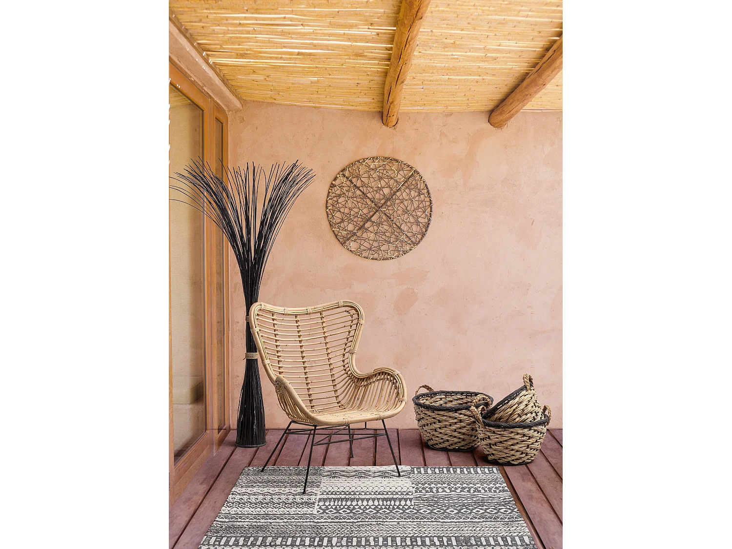 Fauteuil en rotin bois clair et pieds en acier Cassi - Lot de 4