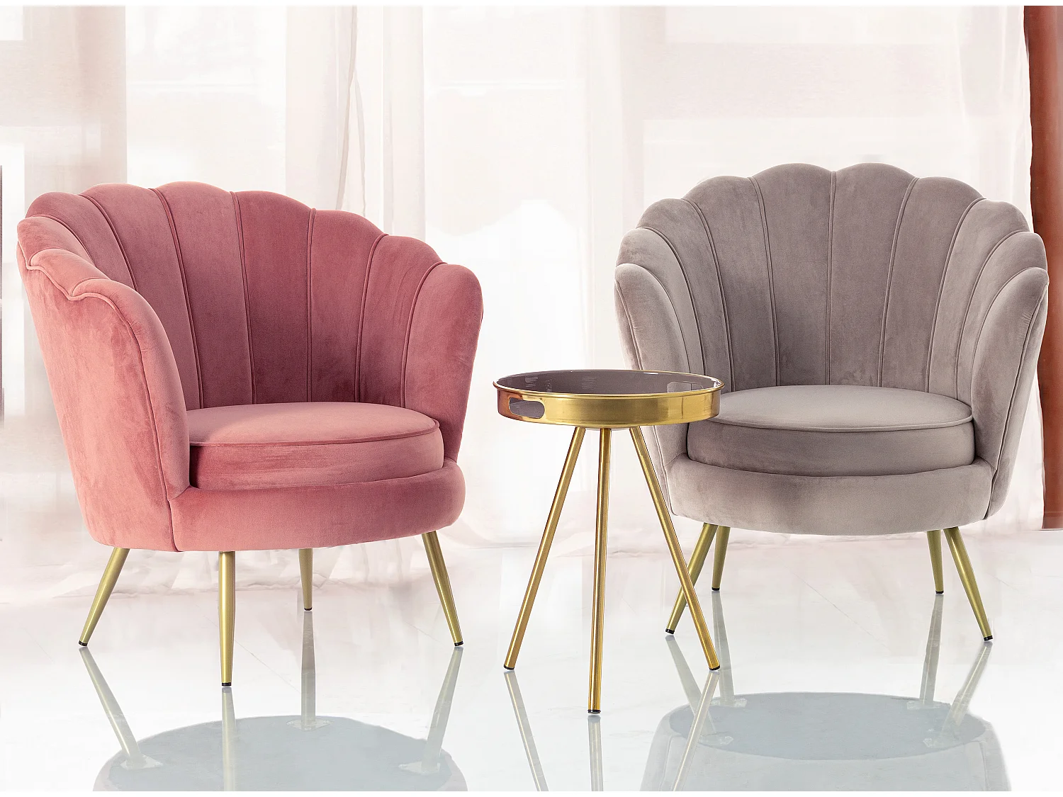 Gala fluwelen fauteuil met gouden metalen poten, 80 cm-Kleur Blauwe Eend