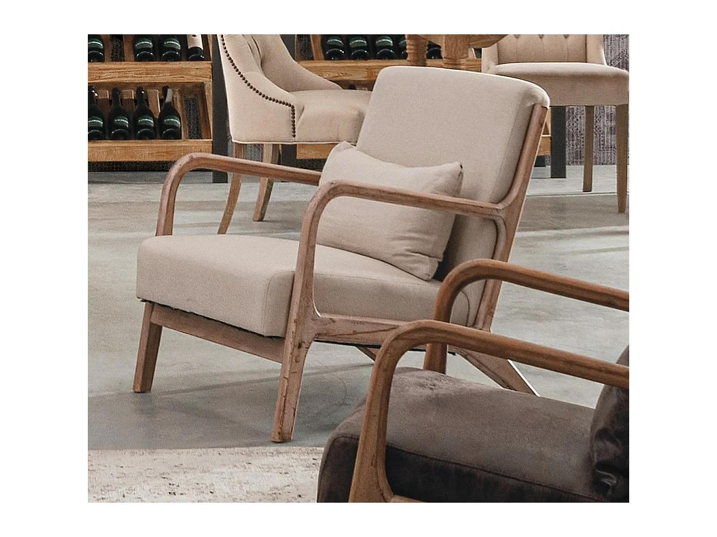 Fauteuil tissu beige clair et pieds en bois d'hévéa Silla