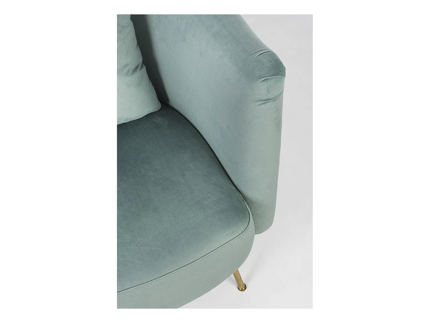 Fauteuil design capitonné vert d'eau et pieds doré Tanka 83cm