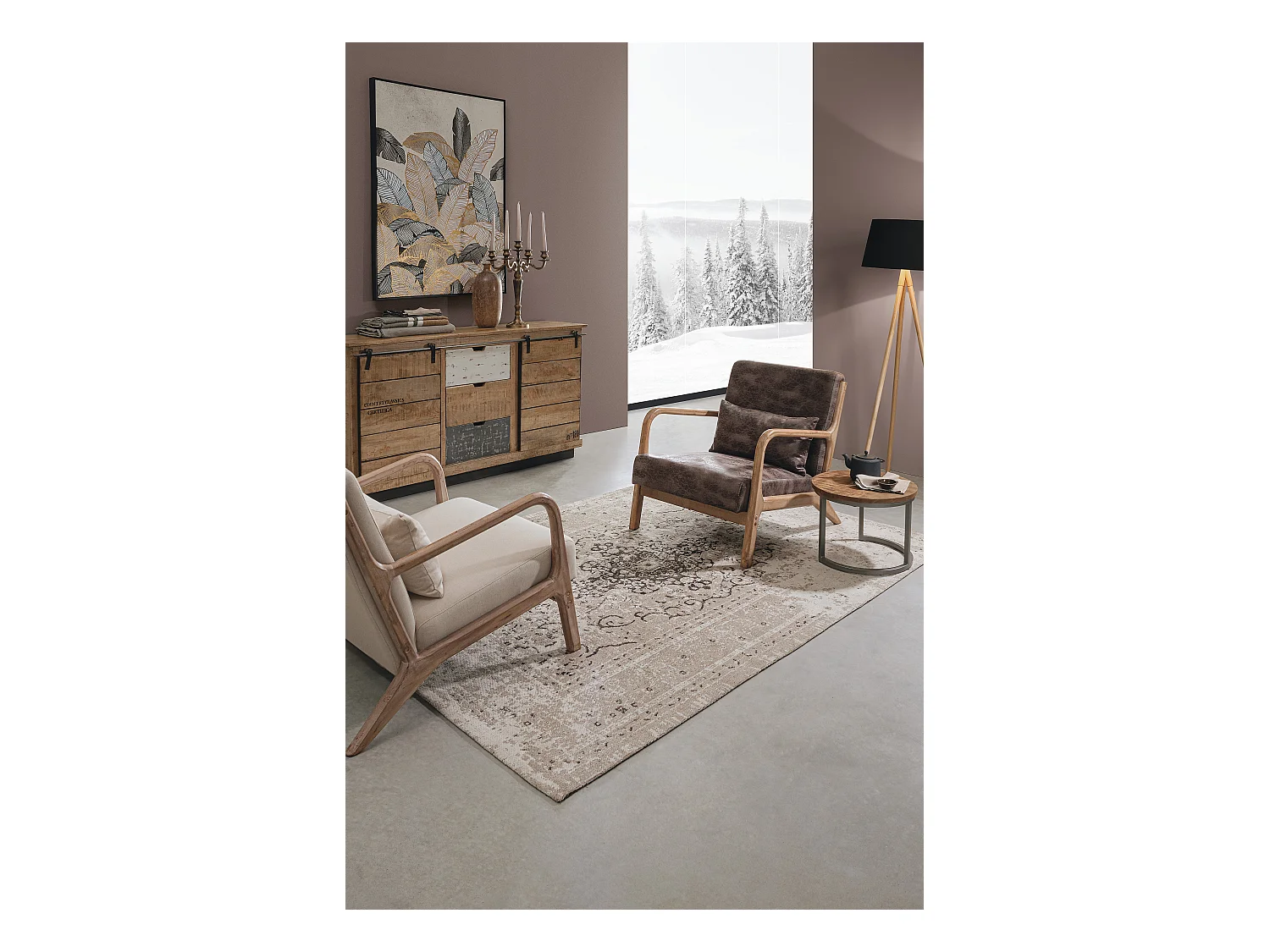 Fauteuil polyester marron foncé et pieds en bois d'hévéa Silla