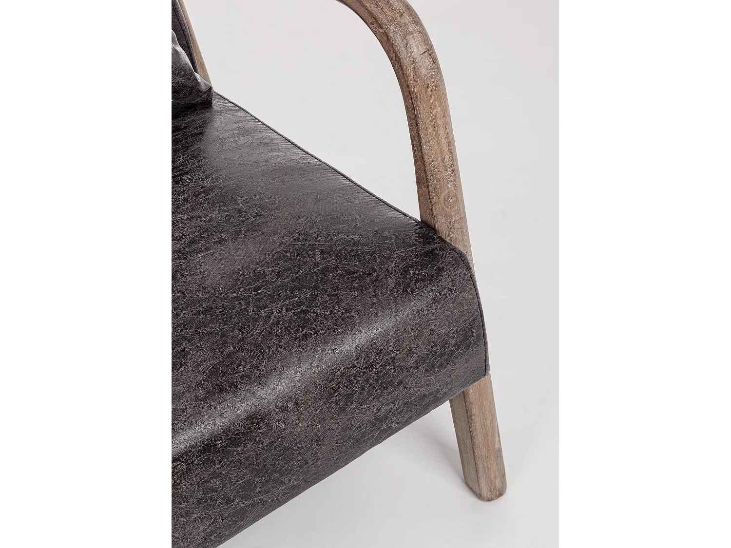 Fauteuil polyester marron foncé et pieds en bois d'hévéa Silla