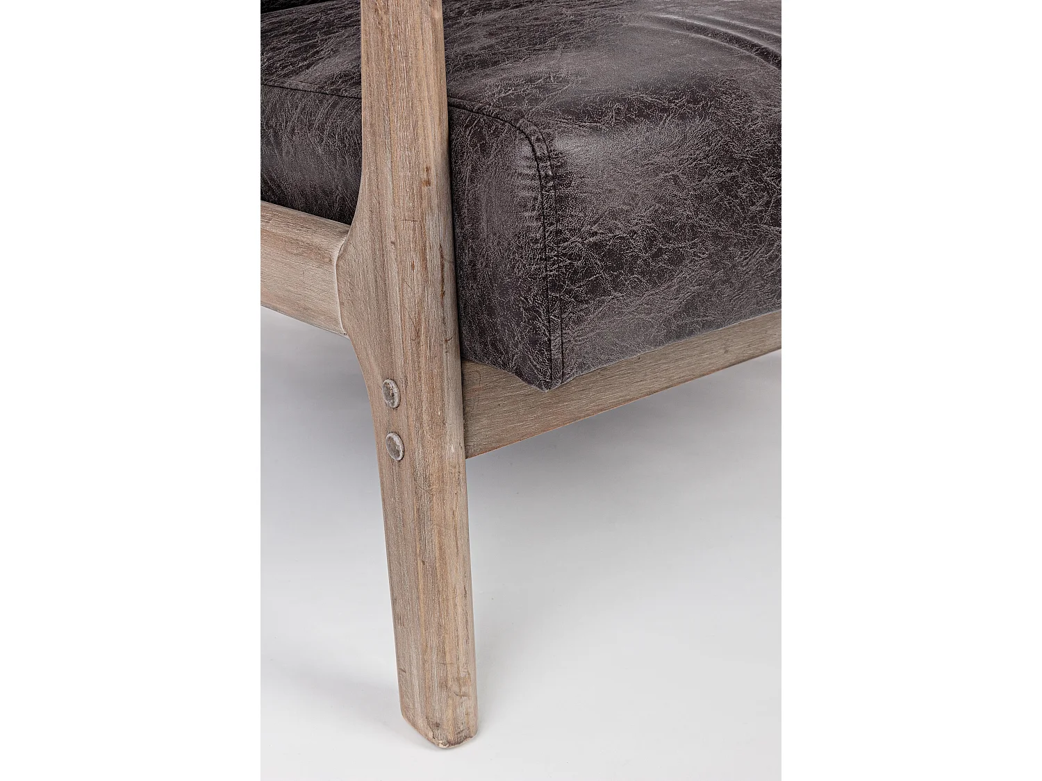 Fauteuil polyester marron foncé et pieds en bois d'hévéa Silla