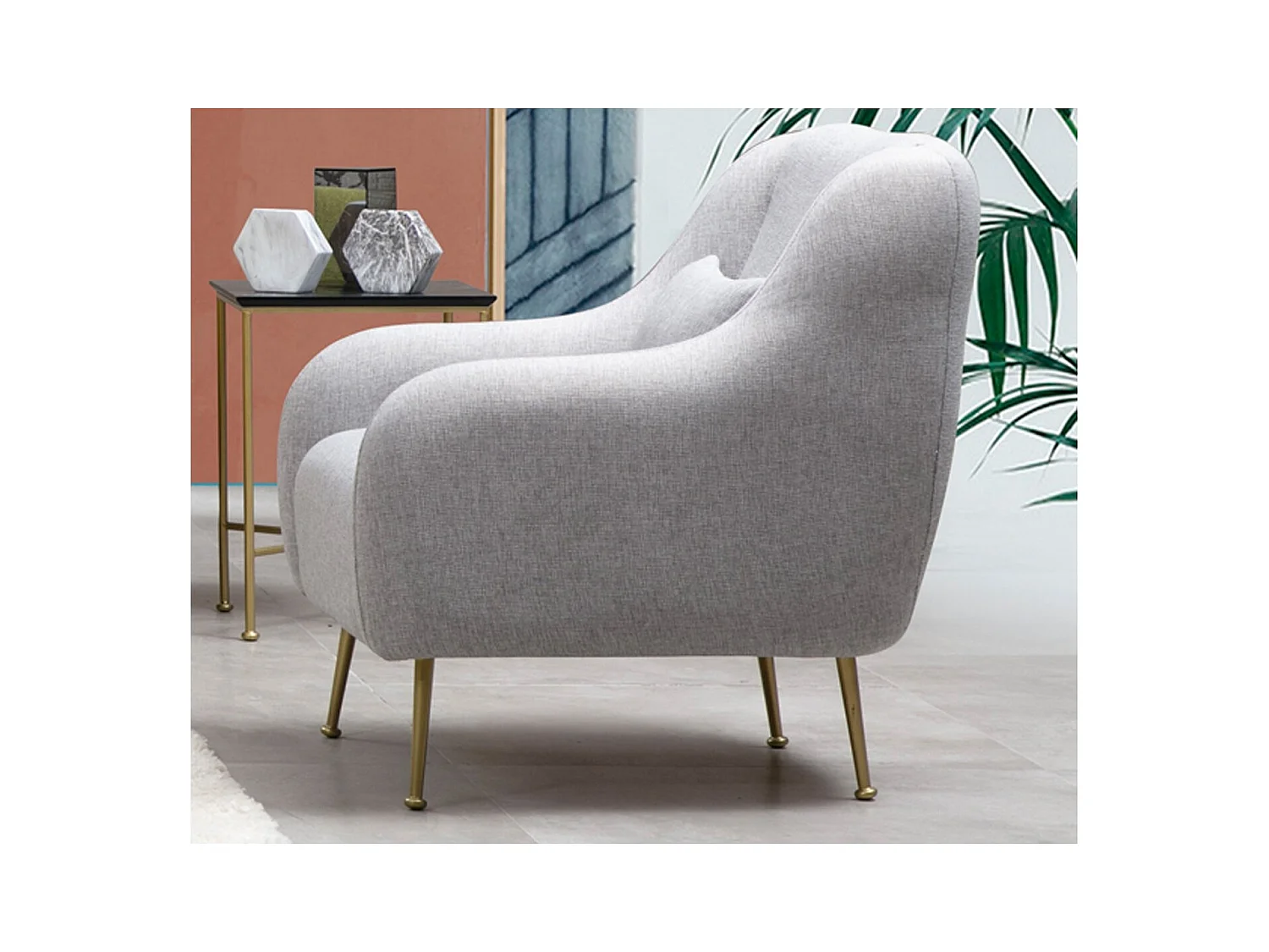 Fauteuil moderne tissu gris et piéds métal doré Kezila 78cm