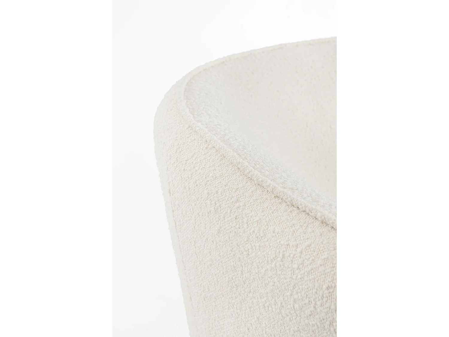 Fauteuil moderne tissu doux bouclé blanc et pieds acier noir Kadole 76cm